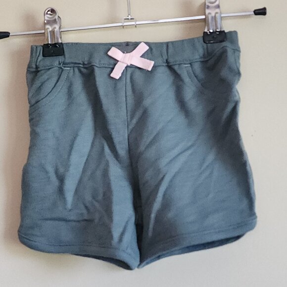 Carters - Toddler Girl Shorts Green With Pink Bow Size 18 Months - Picture 2 of 5